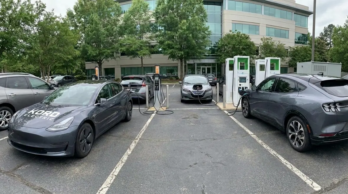 Site planning layout for commercial EV charging stations