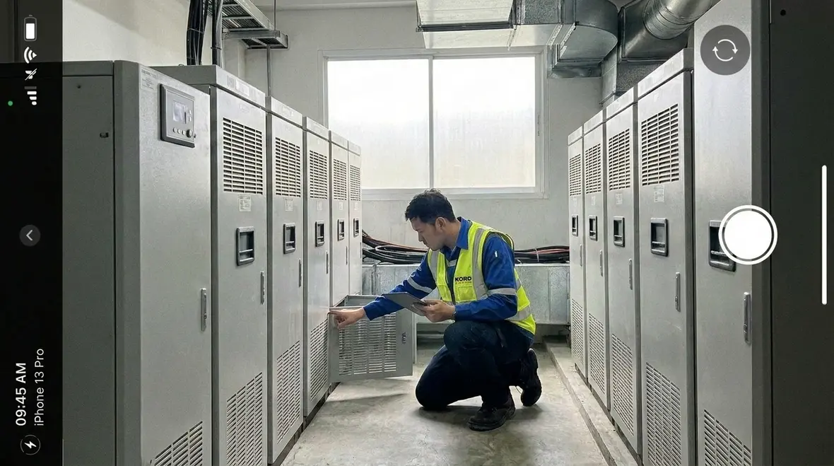 UPS and redundant power systems engineered for data center uptime