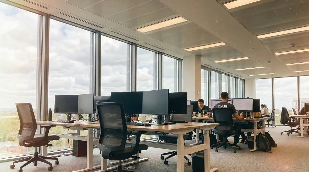 Smart industrial lighting responding to daylight and occupancy