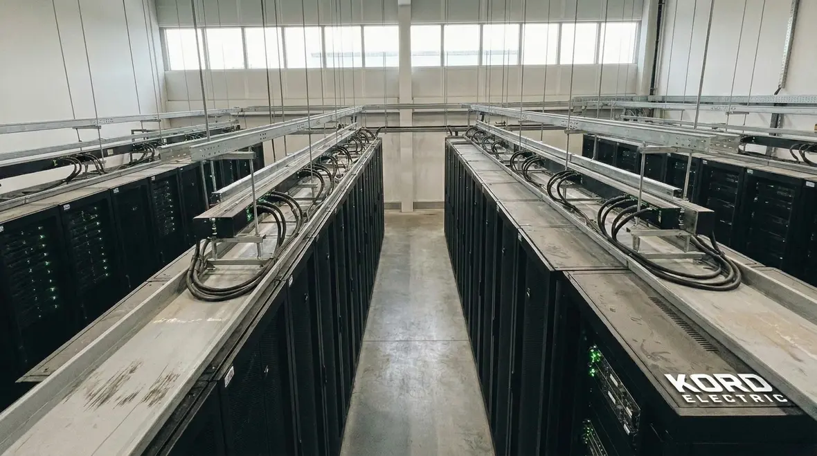 Data center power redundancy system overview