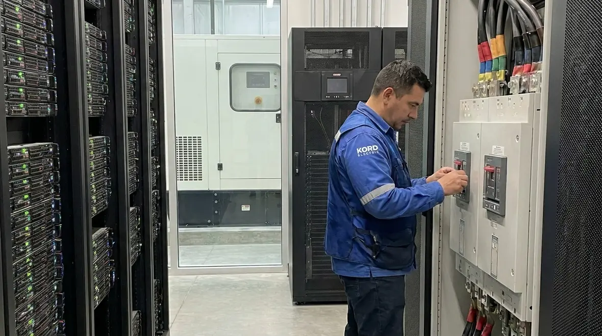 Data Center Power Uptime: Strategies to Prevent Electrical Downtime