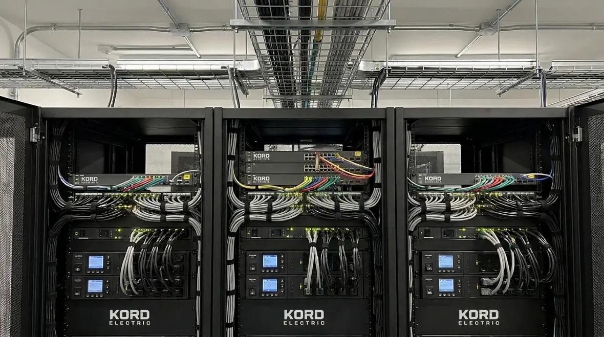 How Does Data Center Workload Distribution Work?