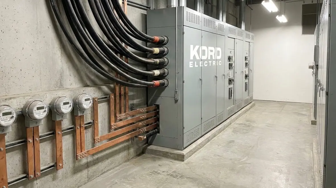 Grounding and bonding design inside a data center electrical room