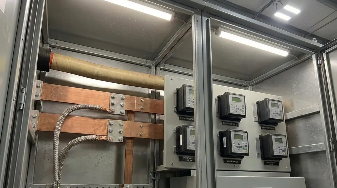 High voltage fault protection and grounding coordination in commercial switchgear