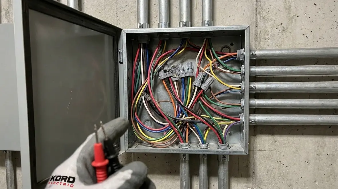 NEC pull junction boxes