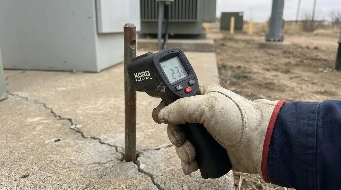 Electrode heating effects on commercial grounding systems